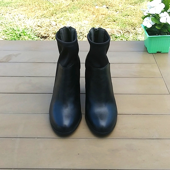 Adrienne Vitadini boties - Picture 3 of 14